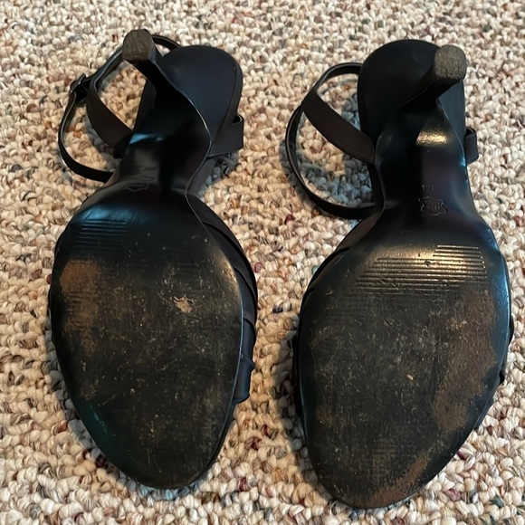 Michael Shannon Ladies Black Dressy Heels. Size 8 - Picture 5 of 8